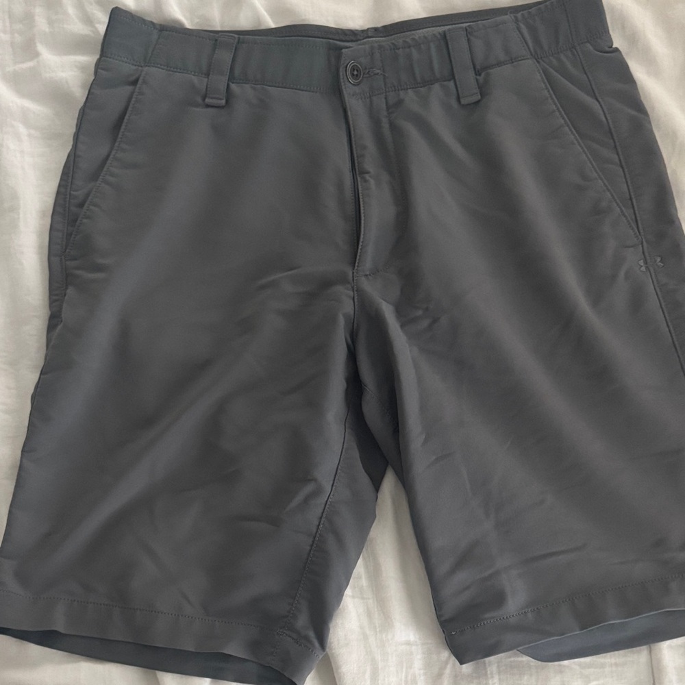 Under Armour Men's Charcoal Flat Front Golf Shorts